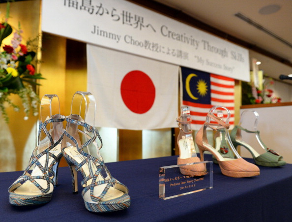 Scarpe Jimmy Choo dedicate a Fukushima