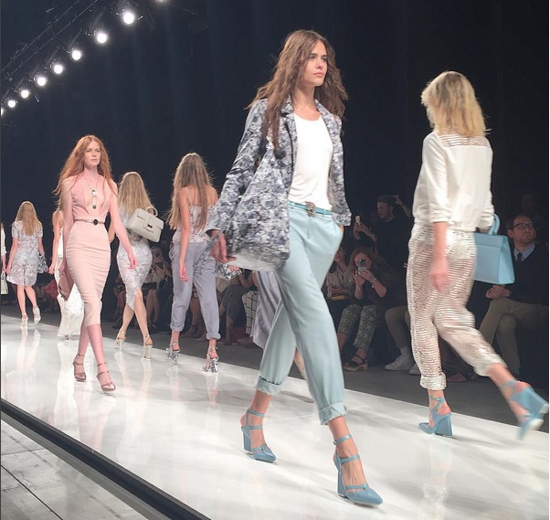 Sfilata primavera-estate 2016 di Aigner a Milano Moda Donna