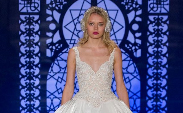 Abiti da sposa autunno 2016 Reem Acra