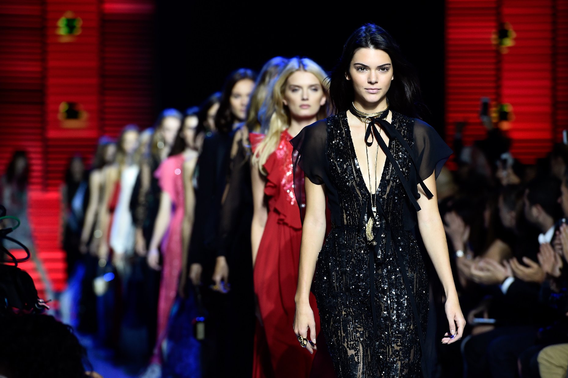 Elie Saab primavera estate 2016 alla Paris Fashion Week