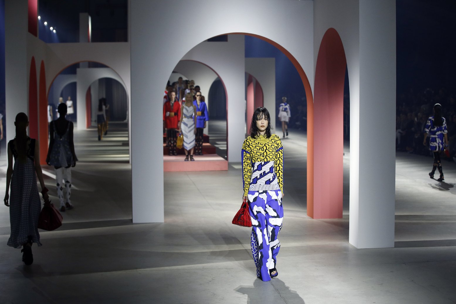 Kenzo primavera estate 2016, Paris Fashion Week