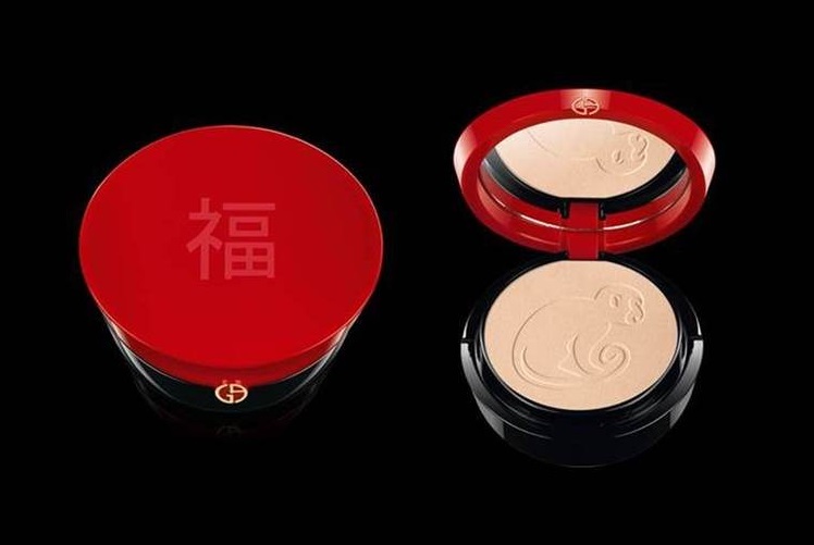 “Chinese New Year” di Giorgio Armani