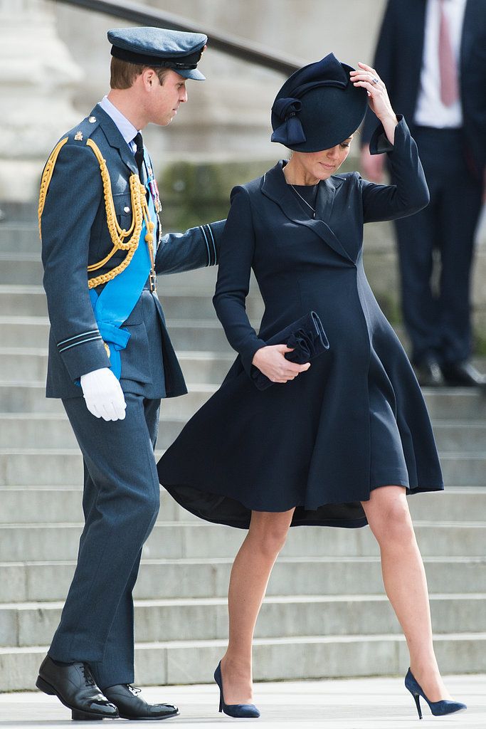 Abbigliamento premaman per Capodanno, il cappotto di Kate Middleton