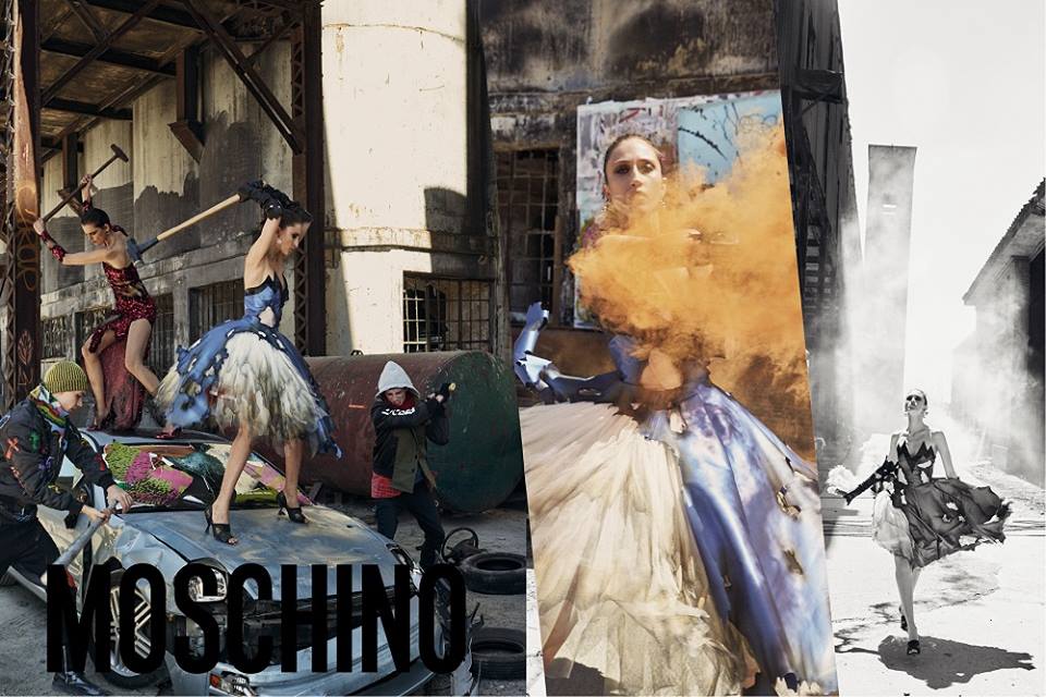 La nuova campagna pubblicitaria di Moschino per l’autunno inverno 2016-2017