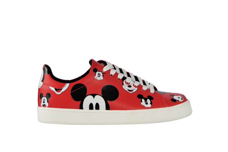 Sneakers con cartoni per l'autunno-inverno 2016-2017, Moa Master of Arts, Disney: High Top Saatchy Smith Red