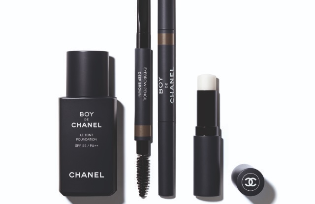 chanel boy make up