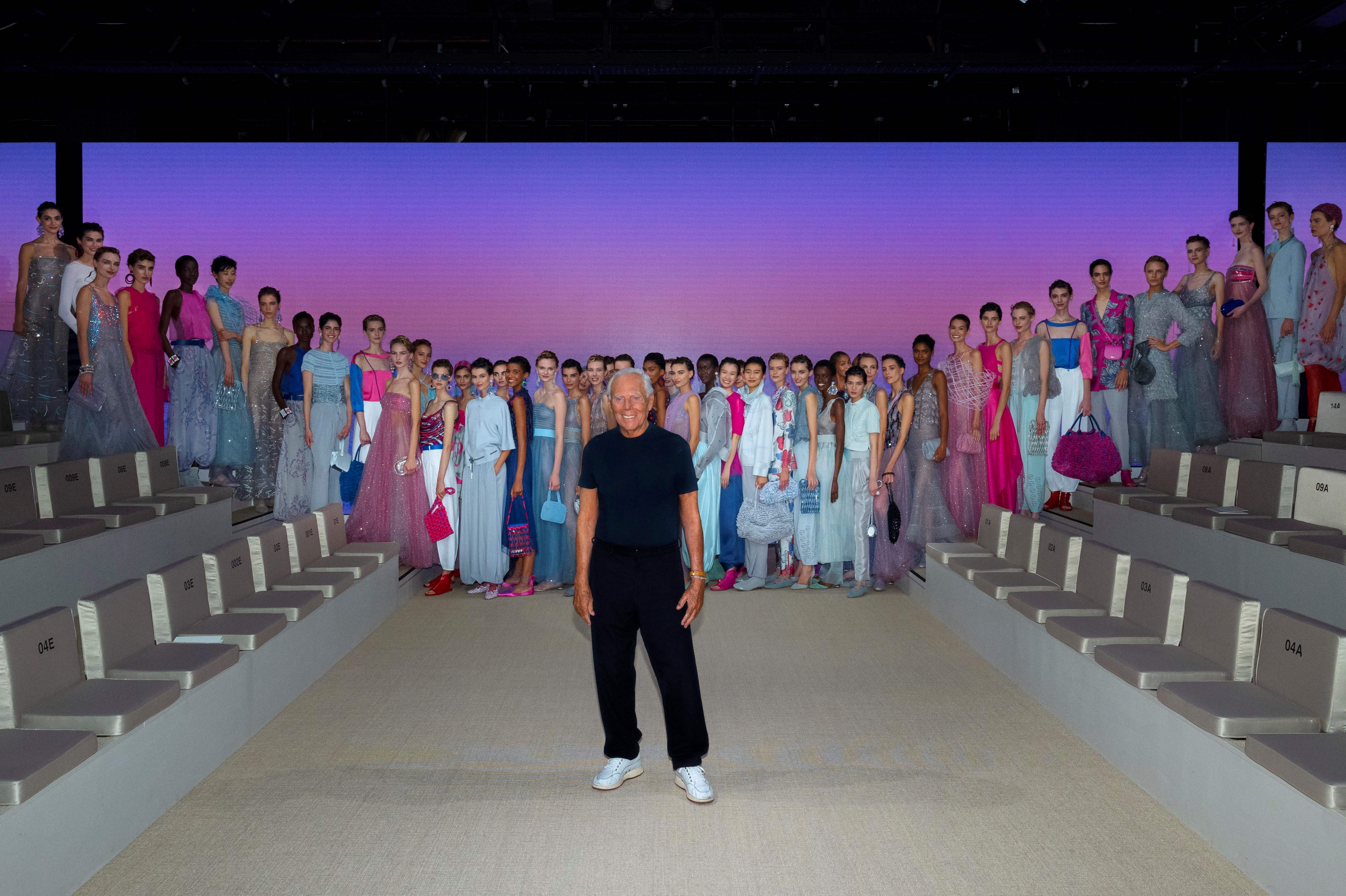 Giorgio Armani sfilata primavera estate 2022