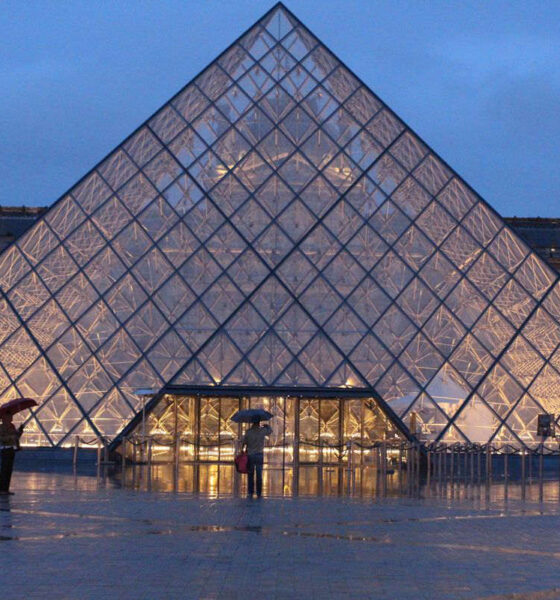 Louvre Parigi