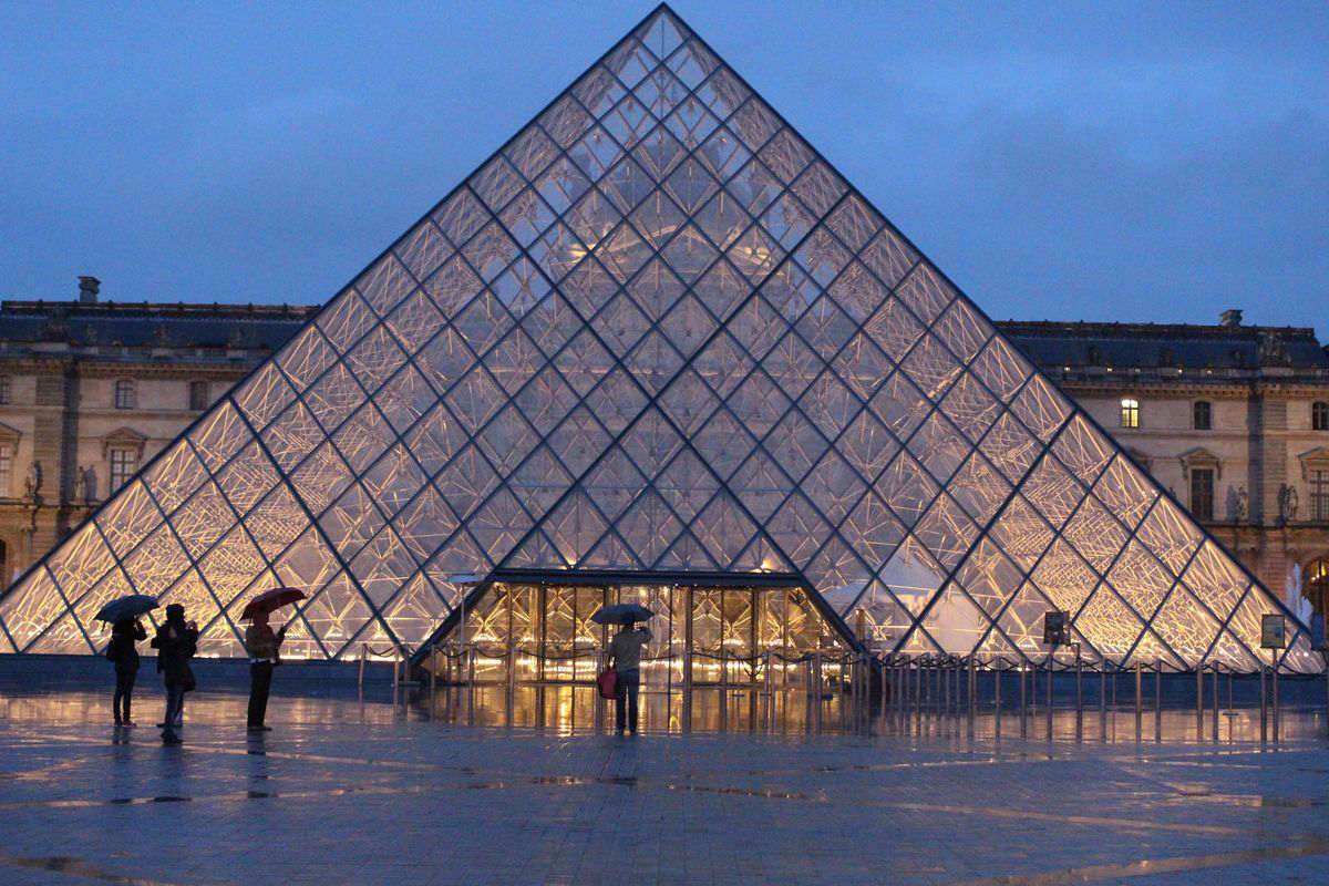 Louvre Parigi