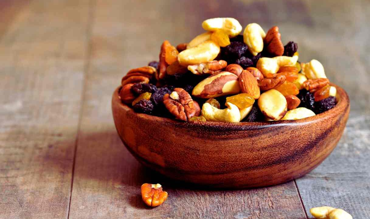 Frutta secca, ottima per la salute se la mangi così
