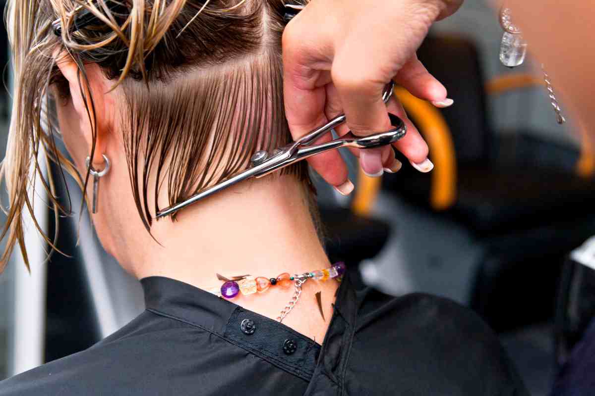 taglio capelli bello e veloce da curare
