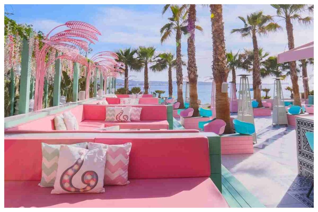 wikiwoo_ibiza hotel tutto rosa
