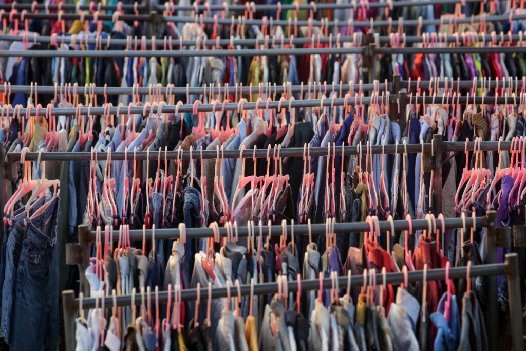 Deposito di capi d’abbigliamento