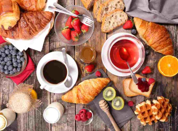 Cornetto, cappuccino, fette biscottate...cosa mangi a colazione?