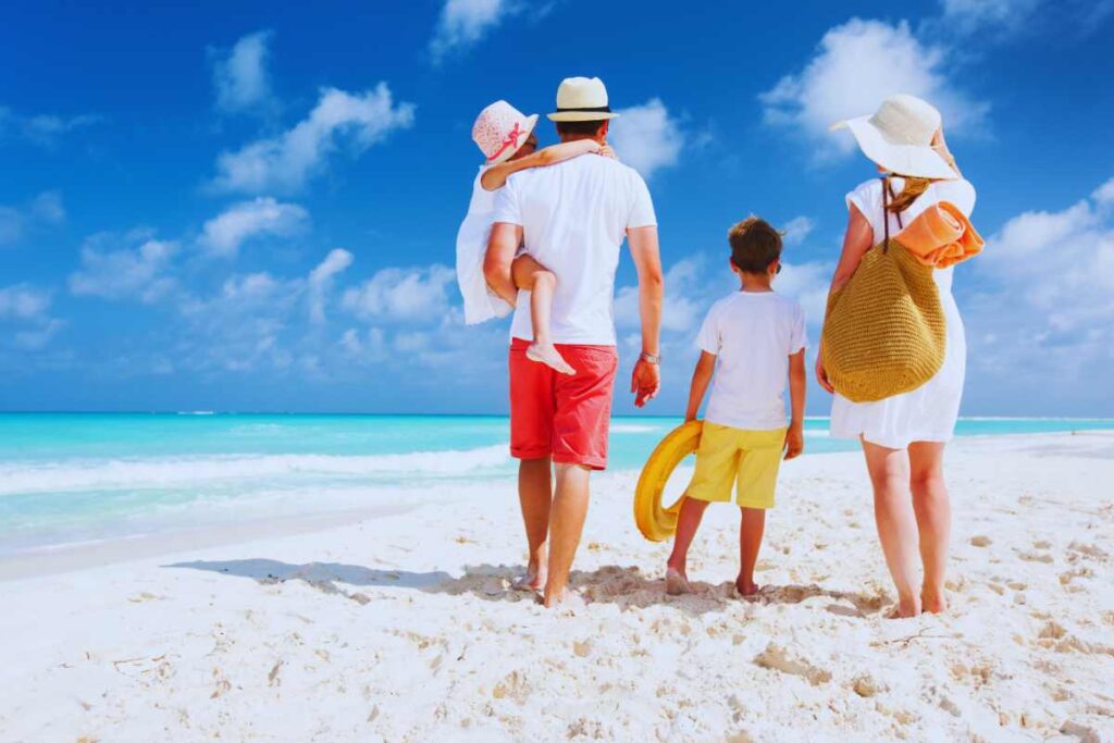 Queste spiagge italiane paradisiache costano due spicci