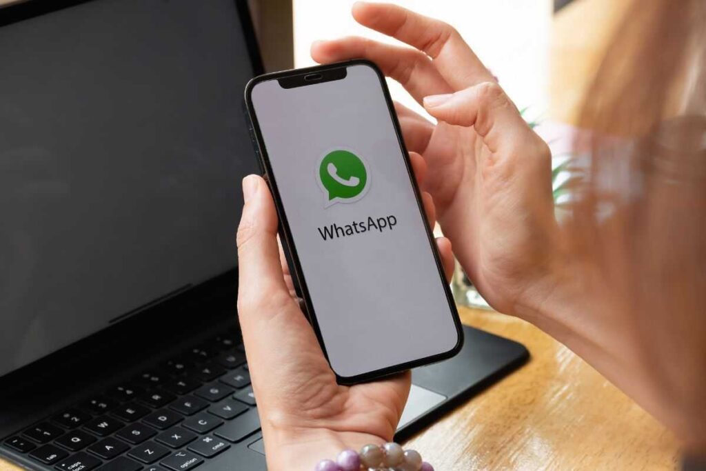 WhatsApp denuncia