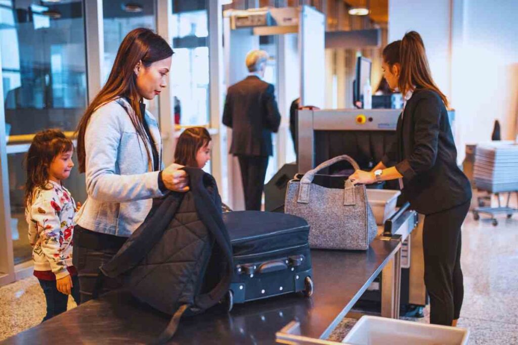 l'errore ai controlli di sicurezza aeroportuali