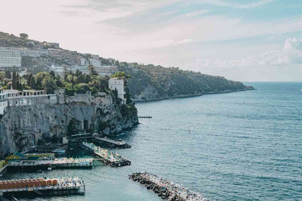 campania mare: 20 spiagge tutte certificate bandiera blu
