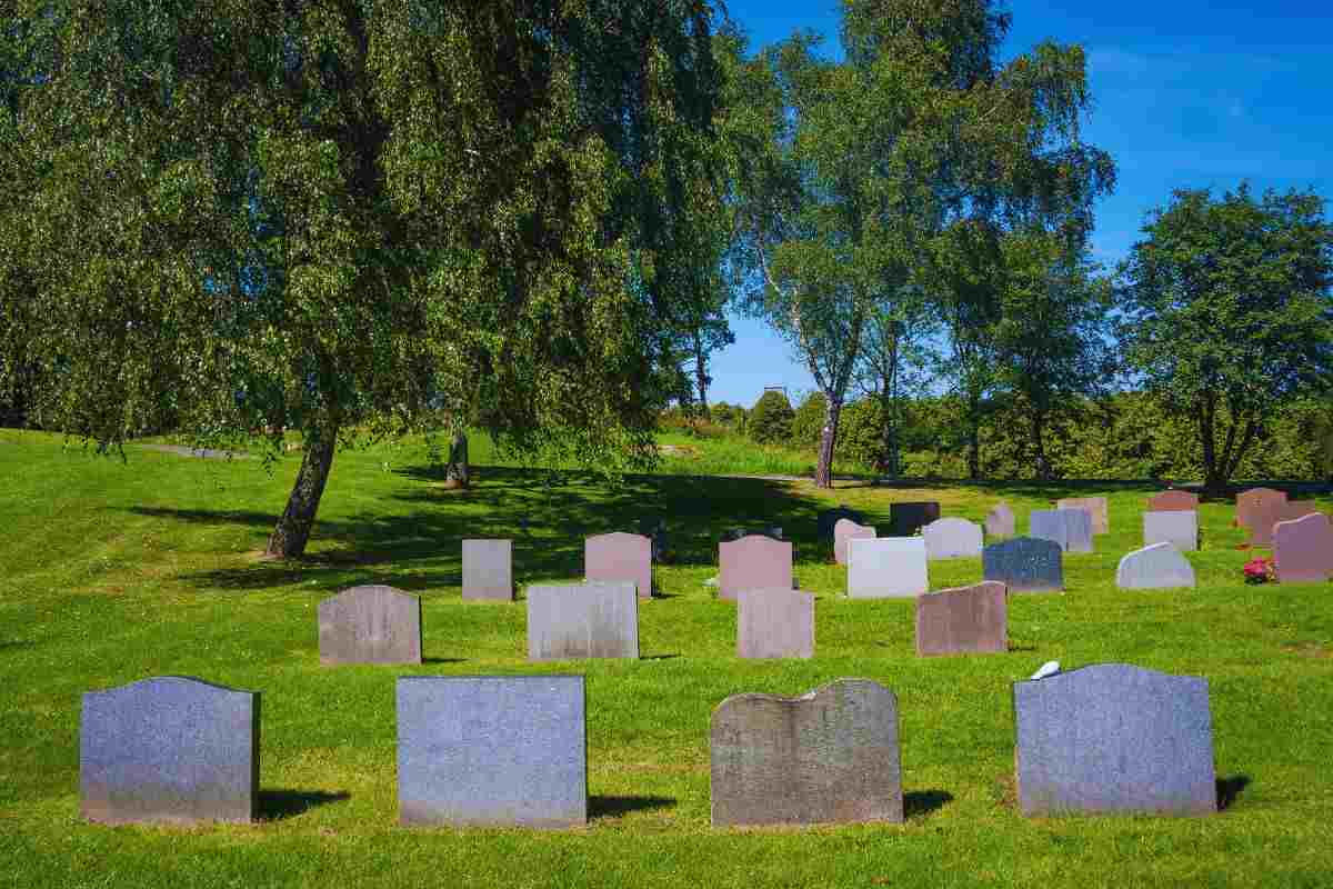 la città con tanti cimiteri