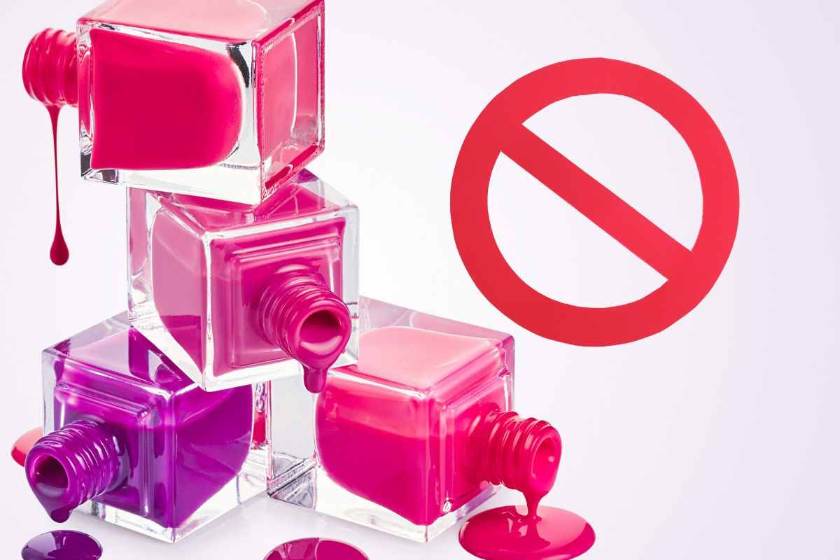 divieto di smalti per unghie