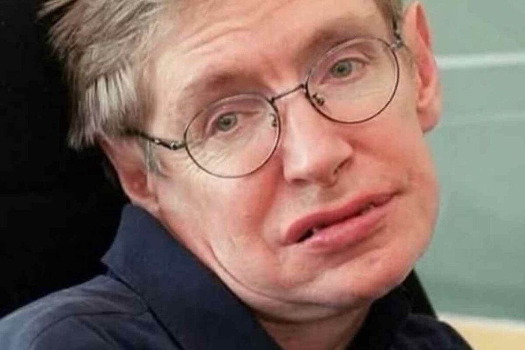 stephen hawking svela la profezia sul 2025: cosa sta per succedere