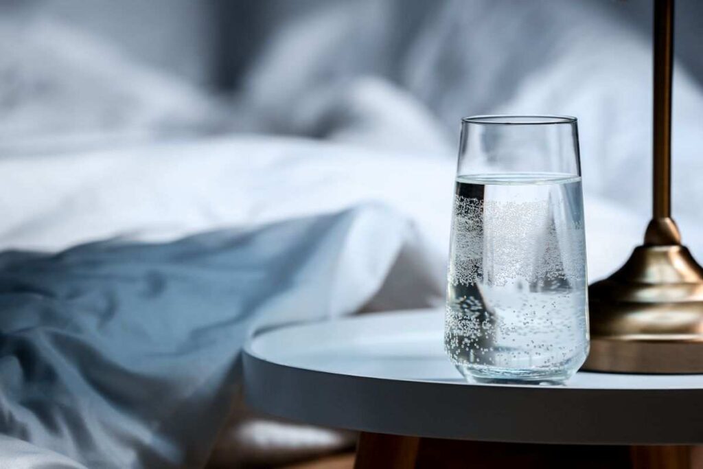 Perché è pericoloso bere durante la notte?