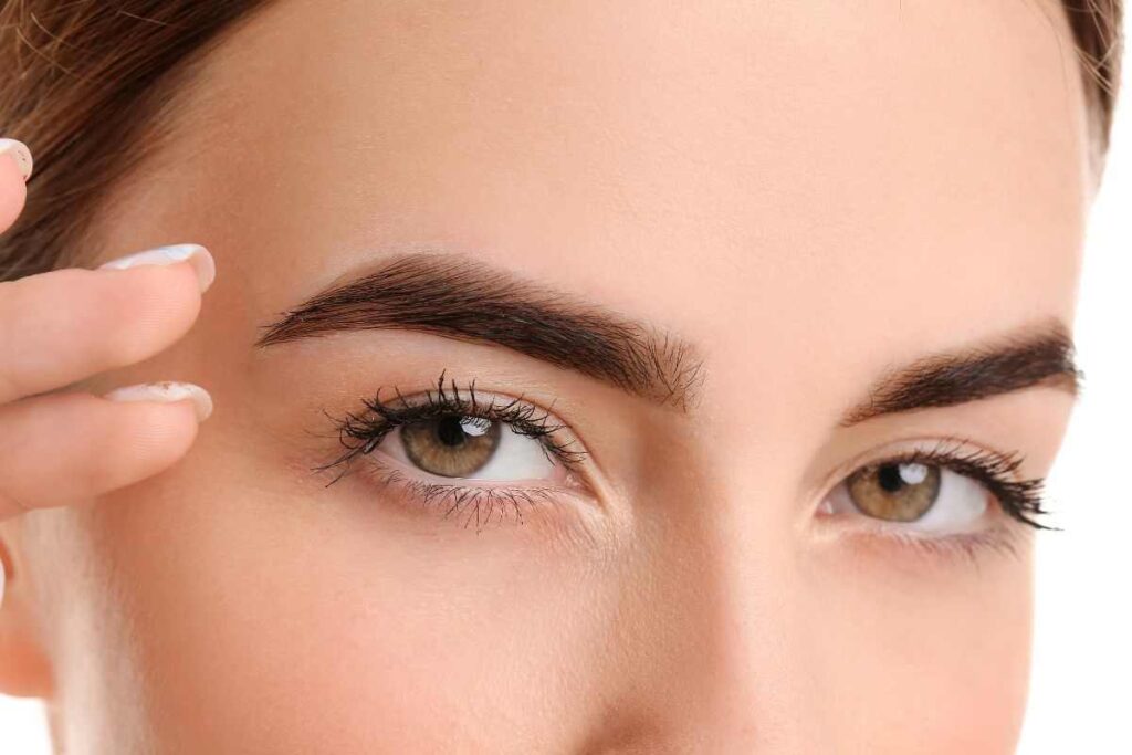 sopracciglia perfette: i segreti delle star