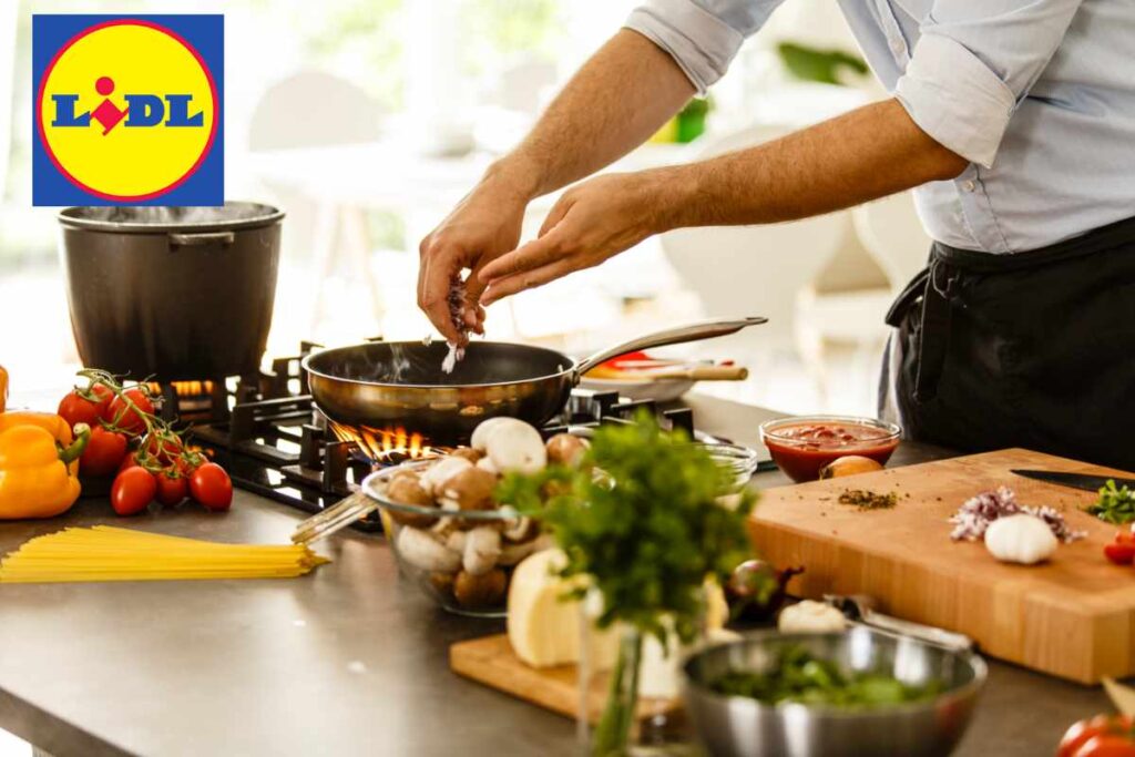 L'accessorio che semplifica la vita in cucina costa meno di 10 euro