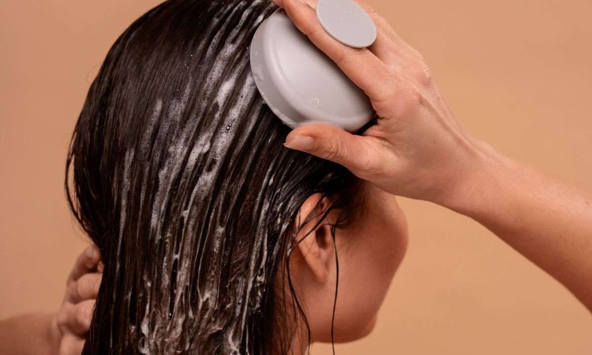 quante volte lavare i capelli a settimana?