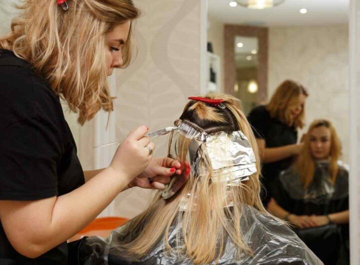 schiarire i capelli senza tinta : fallo con questi rimedi